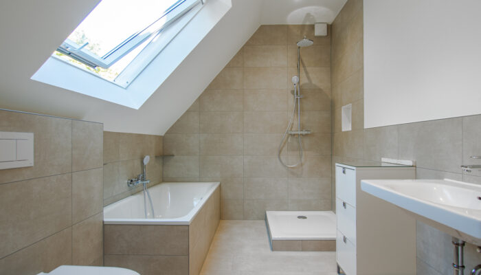 11135 Badezimmer OG