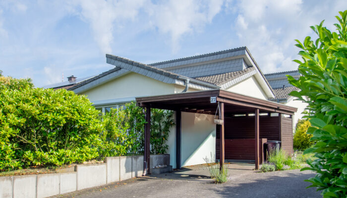 11156 Carport