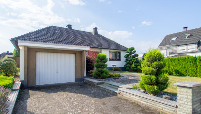 11164 Garage
